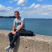  ,  Andrei, 35