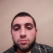  ,  Sania, 28
