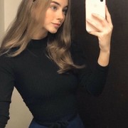  ,   Milaanaa, 24 ,   ,   , c 