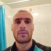  ,   Nik, 39 ,   ,   