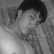  ,   Bobo, 33 ,  