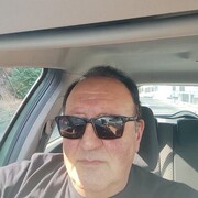  ,   Artur, 44 ,   ,   