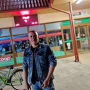  Vecses,   Roman, 35 ,   ,   , c , 