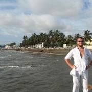  ,   Alex, 48 ,  