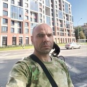  ,   Denis, 42 ,   , 
