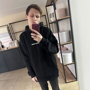  ,  Voland, 27