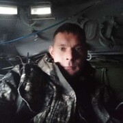  ,  Viktor, 38