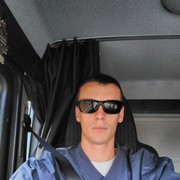  ,  Dragos, 34