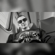  ,  Vadim, 25