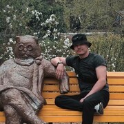  ,  Abdullo, 28