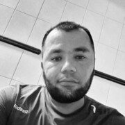  ,  Oxunjon, 32