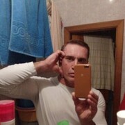  ,   Nikolas, 49 ,   ,   