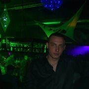  ,   Daniel, 35 ,   