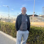  Alacant,   Yuriy, 48 ,   ,   , c 