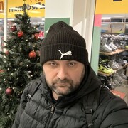  Jouy-en-Josas,  Vadya, 41
