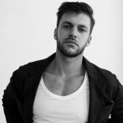  ,   Vladyslav, 32 ,   ,   , c 
