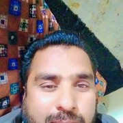  ,  Malik, 38
