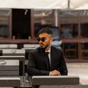  ,   Ali, 25 ,   ,   