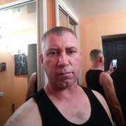  Jouy-en-Josas,  , 42