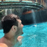  ,   Bexruz, 32 ,   ,   , c 