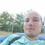  ,  Ruslan, 39