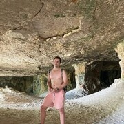  ,   Leonid, 24 ,   ,   