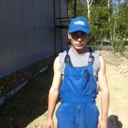  ,  Sergey, 32