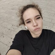  , 