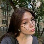  ,  Lola, 24