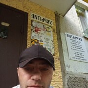  ,  Pavel, 40