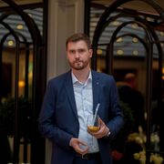  ,   Caesar, 32 ,   ,   