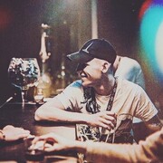  ,  Oski, 28