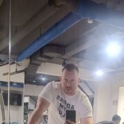  -,   Maxim, 40 ,   ,   , c , 