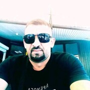  ,  Artur, 37