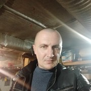  ,  Aleksander, 42