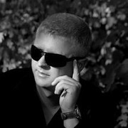  ,  Viktor, 38