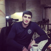  ,  Shoxrux, 26