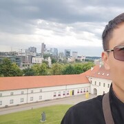  ,  Nazar, 32