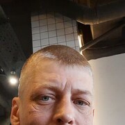  ,   George, 43 ,   