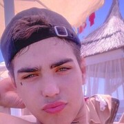  ,  Alex, 23