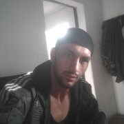  ,  Sheroz, 33