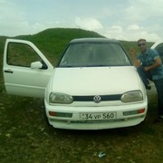  ,   Artur, 46 ,  