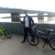  ,   Mikhail, 32 ,   ,   