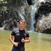  ,   Aziz, 33 ,   ,   