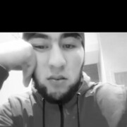  ,  Ali, 28