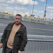  ,   Rinat, 49 ,   c 