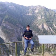  ,  Armen, 34