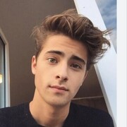  ,  Alex, 21