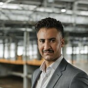  ,  Naser, 41