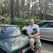  ,  Dima, 23